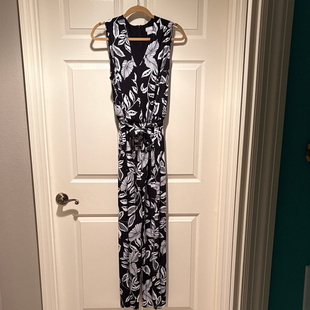 Chico's Black and White Leaf-Print Jumpsuit Size 2